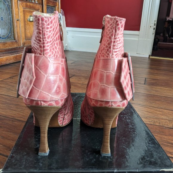 Dolce & Gabbana Rosa Croc Patent Leather Bootie - Picture 5 of 11